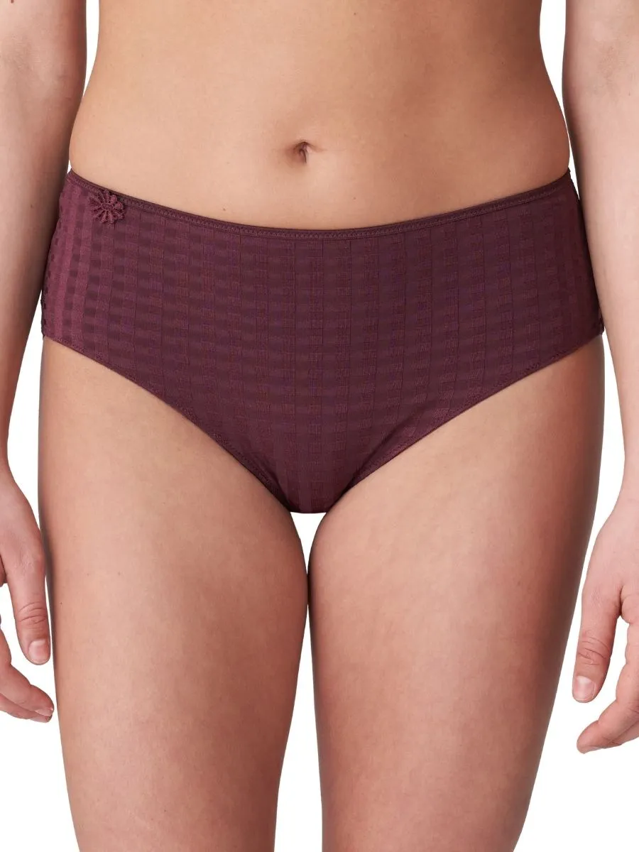 Avero Full Brief