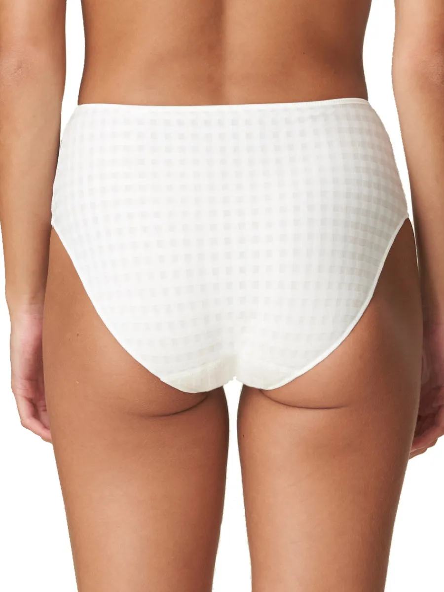 Avero Full Brief