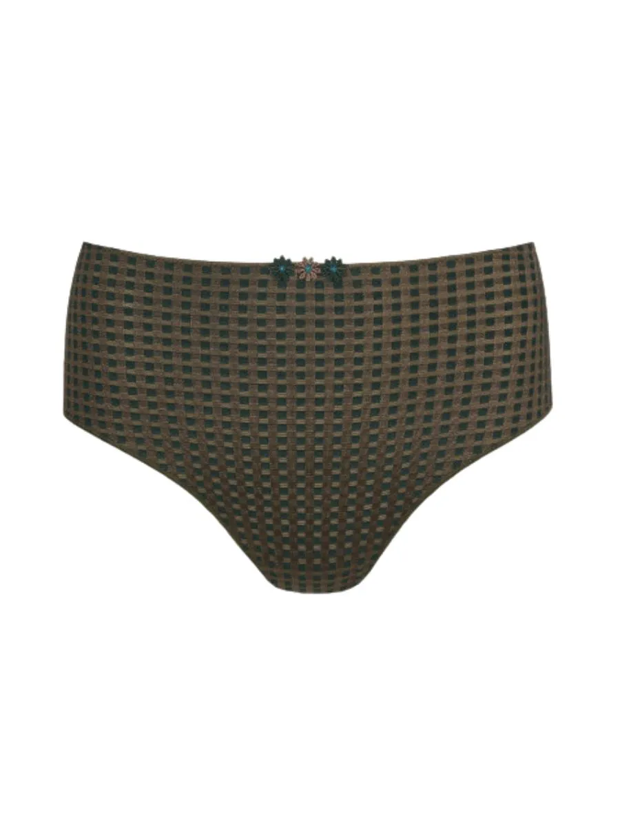 Avero Full Brief